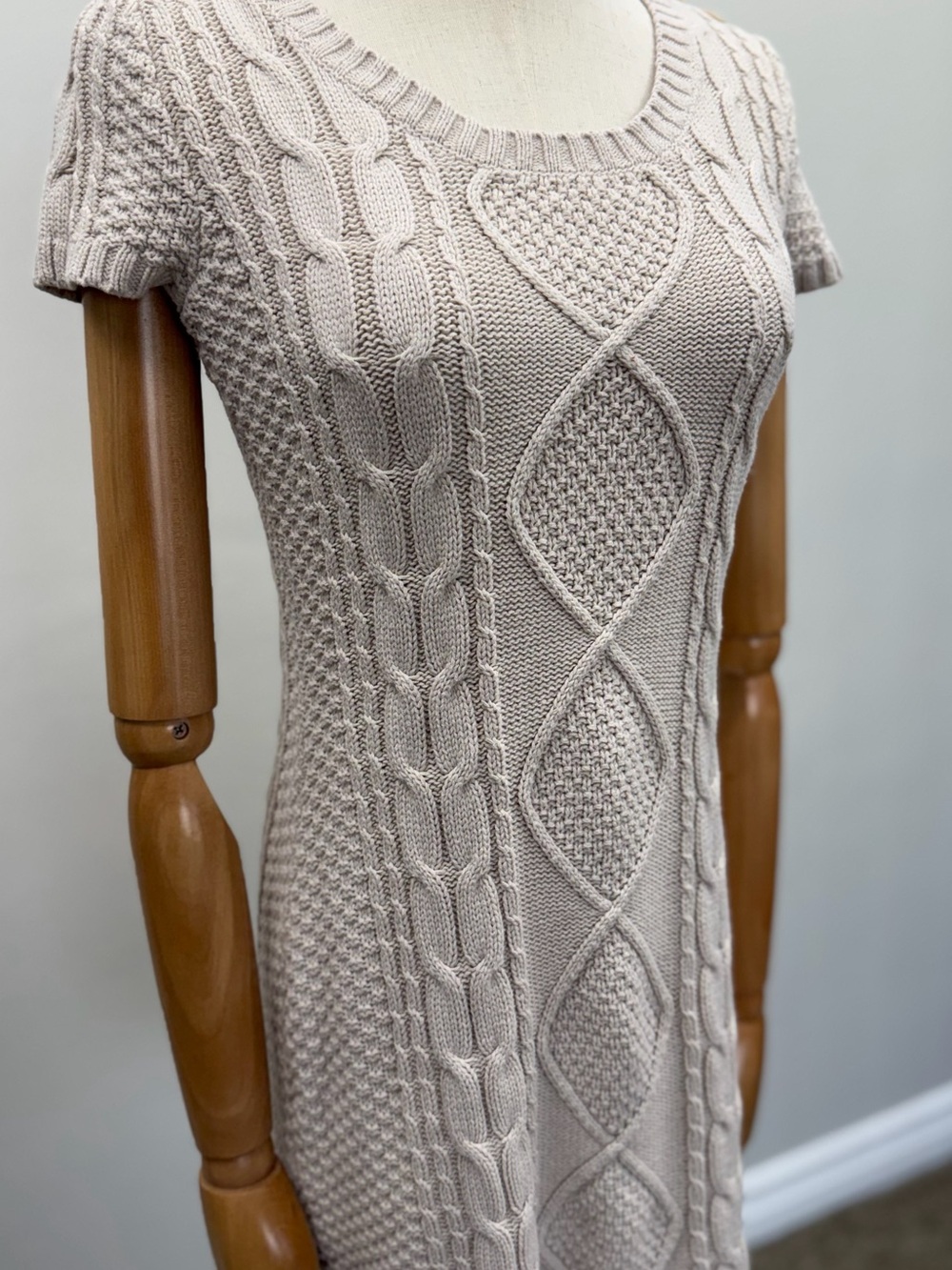 Pink Rose Premium Cable Knit Sweater Dress Women’s Medium Beige Cotton Blend - Picture 2 of 13